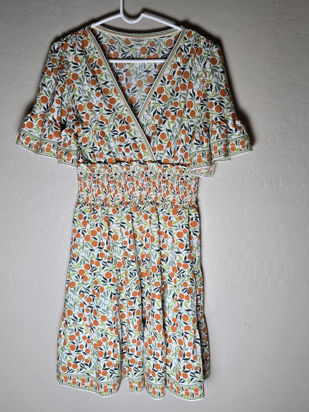 Max Studio London Short Sleeve Tiered Crepe Dress Cream Orange Tangerines Size M